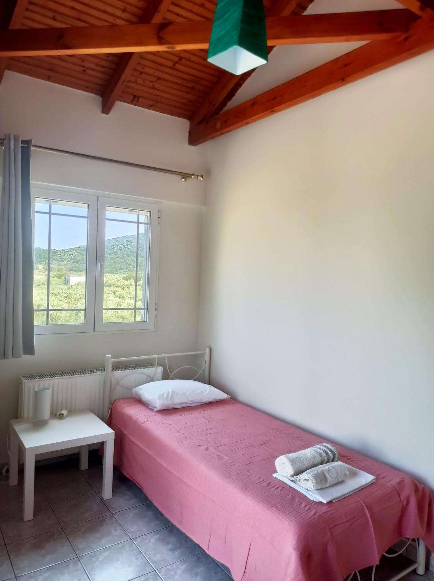 Zoi'S Hοuse.Vacation Home In Mani Near Vathi Beach Ngoại thất bức ảnh